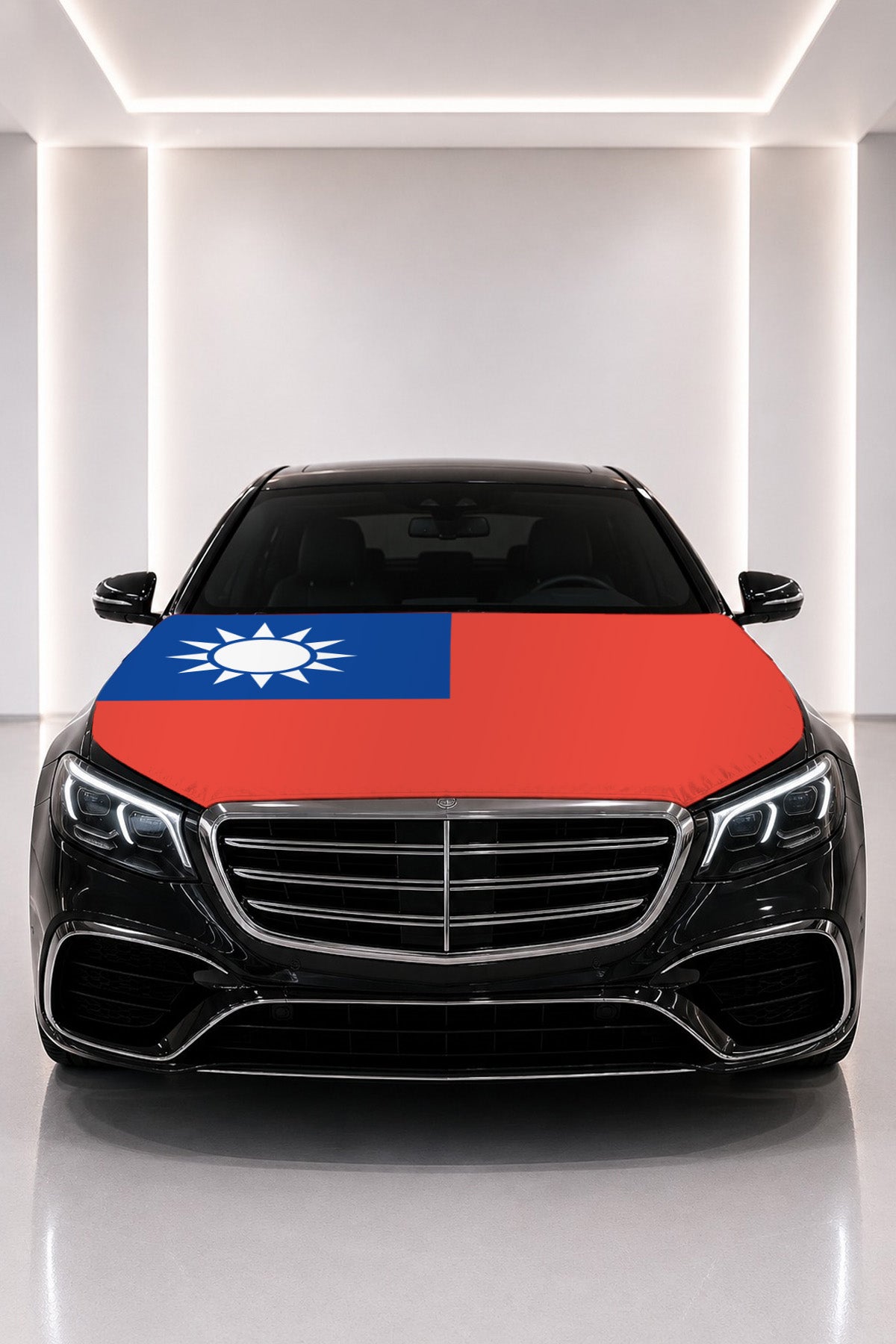Taiwan flag car hood cover fitted on a black car bonnet