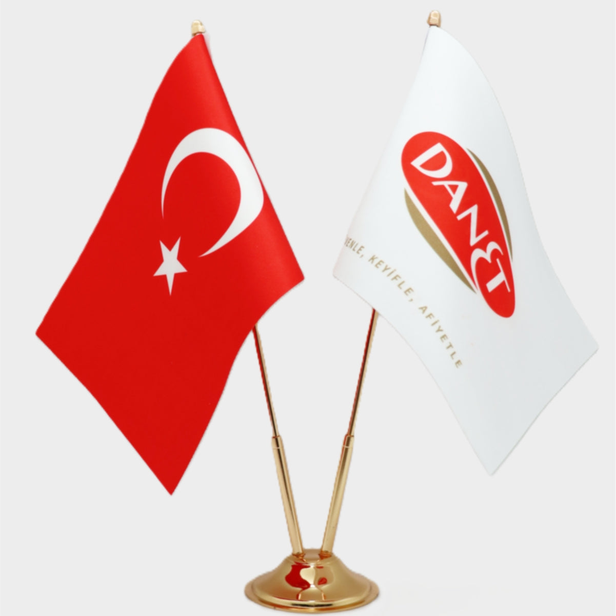 Logo Baskılı Türk Masa Bayrağı Seti — altın direk ve kaide seçeneği