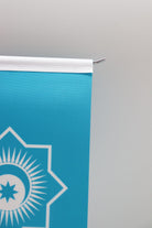 Logo Printed T-Shaped Desk Flag with chrome poles, 15 × 22.5 cm flags on a weighted base (3)