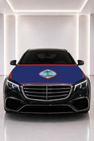 Couvre-capot drapeau de Guam posé sur le capot d’une voiture noire