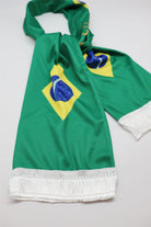 Écharpe de Supporter Satin – Drapeau du Brésil en gros plan — tissu aspect satin, impression et frange blanche