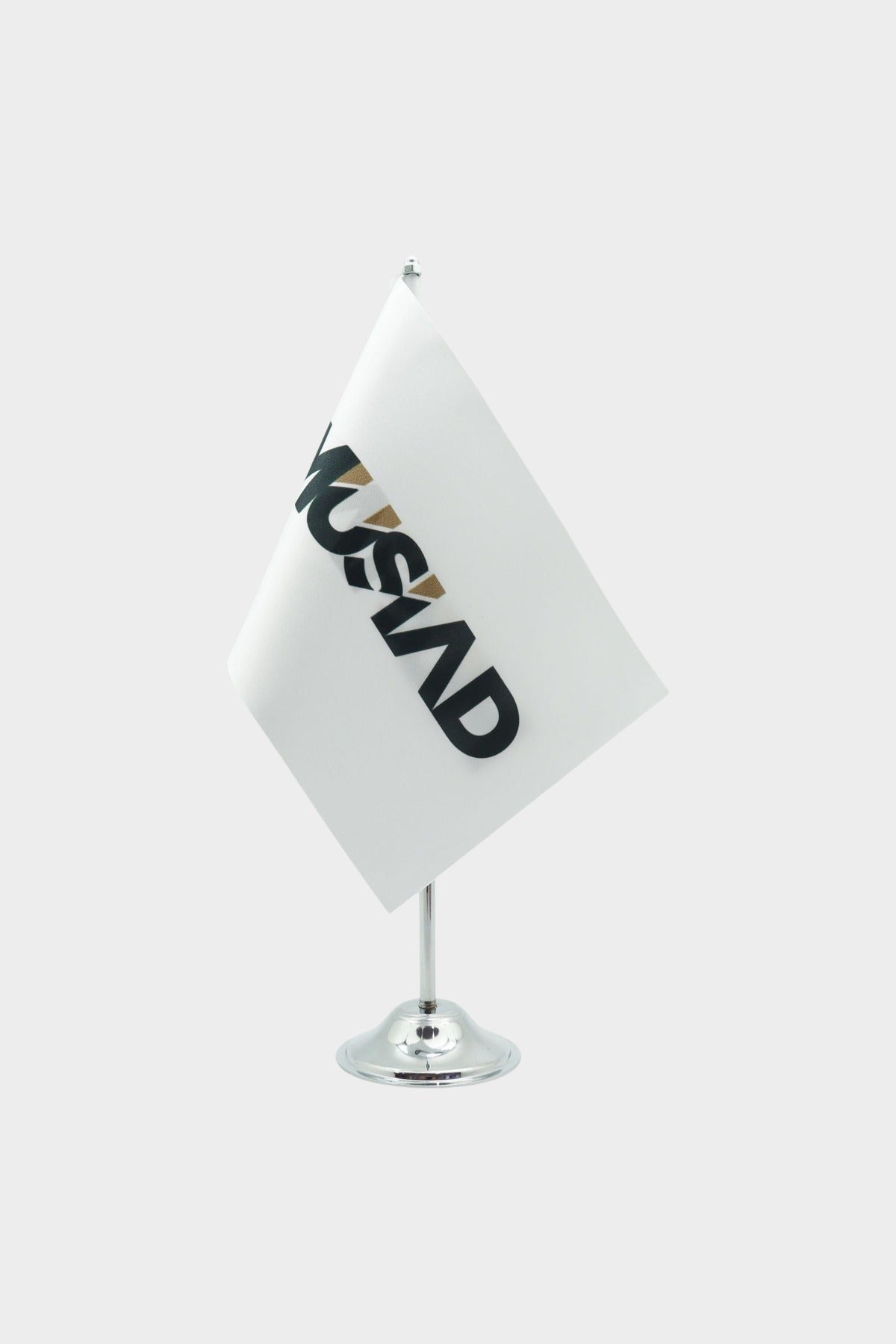 Logo Printed Single Desk Flag with chrome pole, 15 × 22.5 cm flag on a weighted base (1)