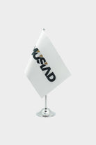 Logo Printed Single Desk Flag with chrome pole, 15 × 22.5 cm flag on a weighted base (1)